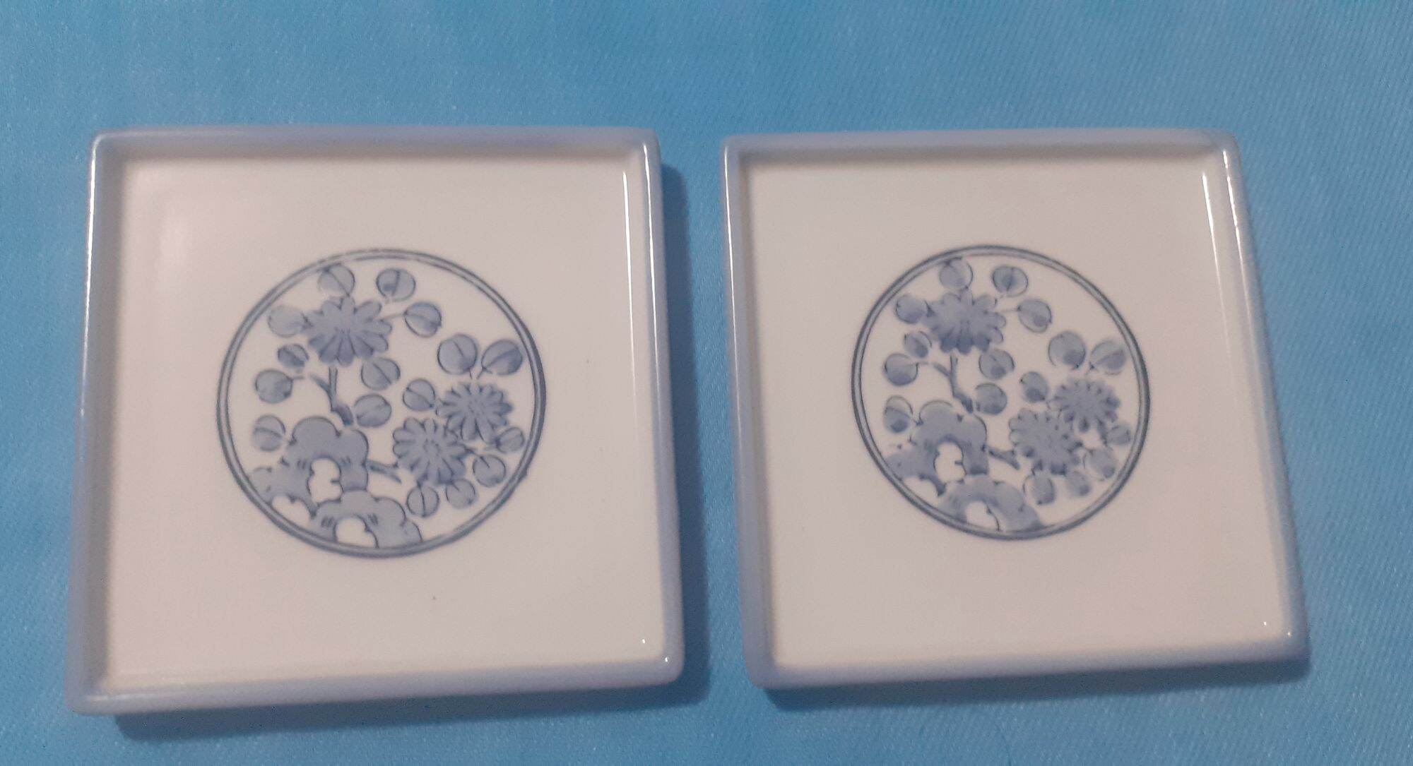 Đĩa gốm sứ hình vuông viền xanh 11cm