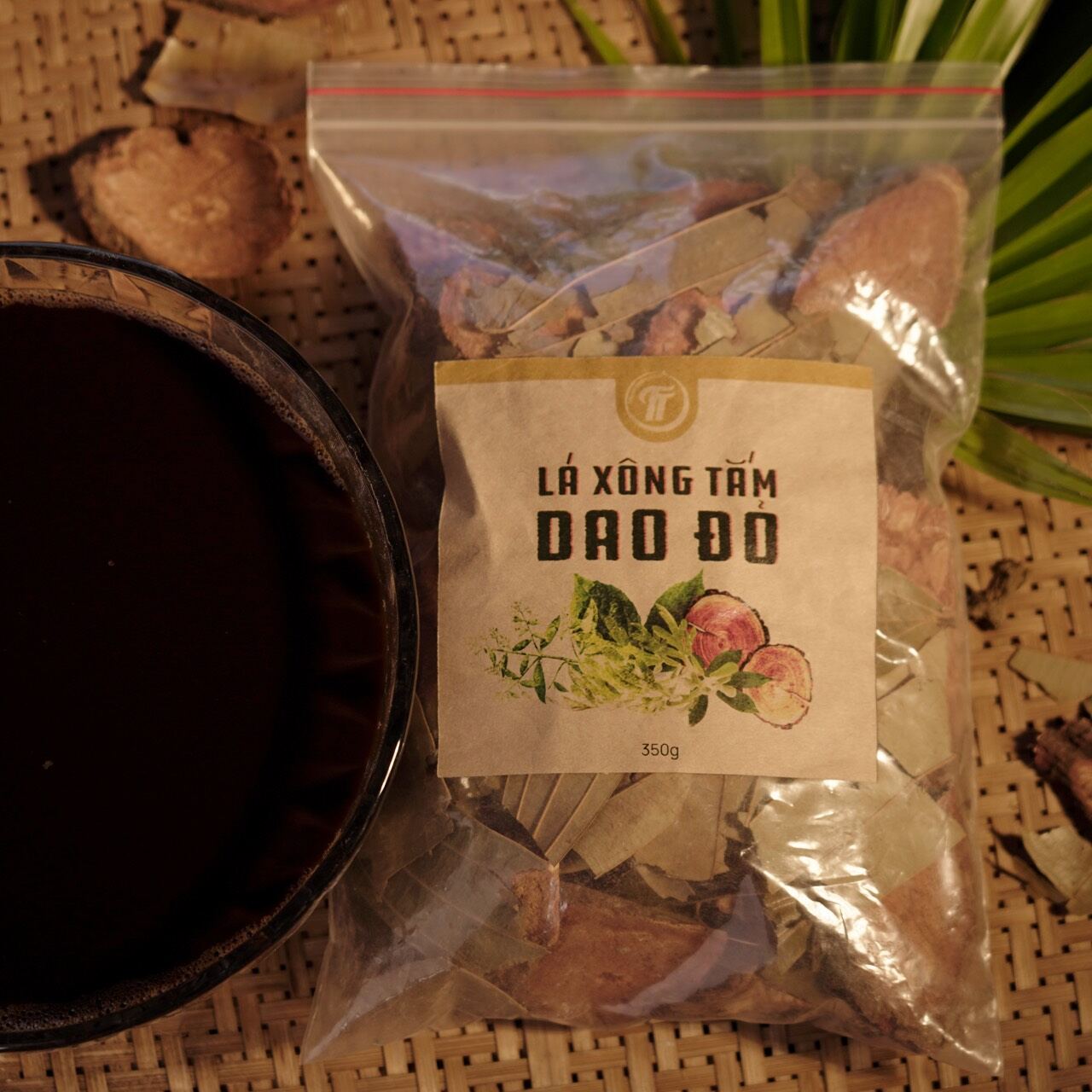 Lá xông tắm người dao đỏ