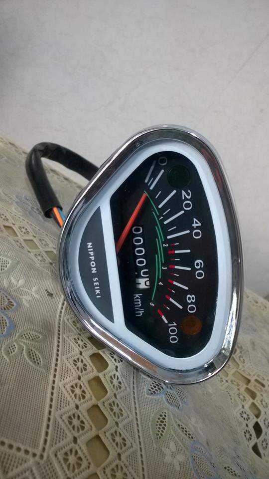 đồng hồ xe 67