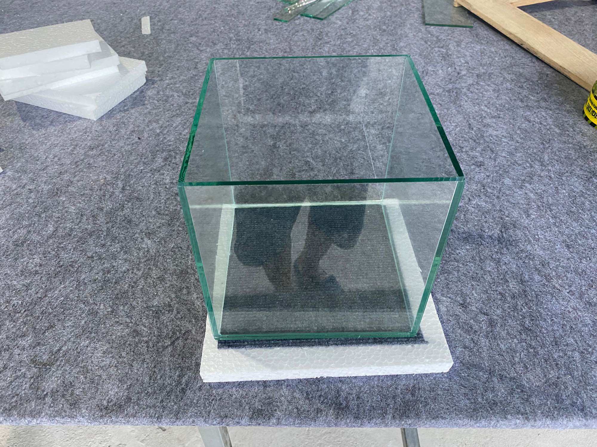 Hồ Cubic Hồ Cá Mini Hồ Trang Trí Thuỷ Sinh kính 5mm(D15xR15xC15) + tặng kèm miếng lót đáy hồ