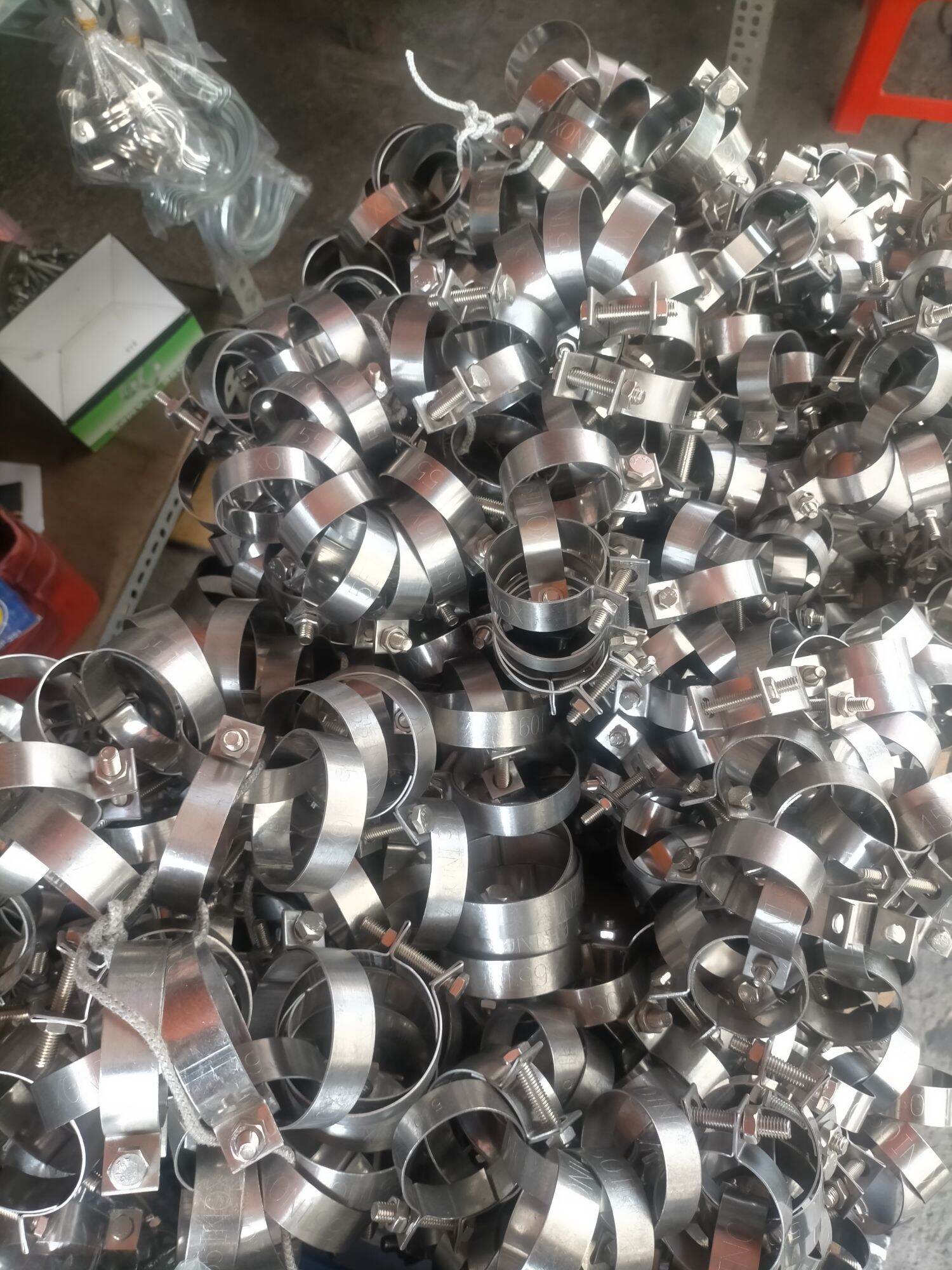 Cổ dê, quai nhê, đai siết inox bù lon 201 phi 30,35,40,45,50,55,60