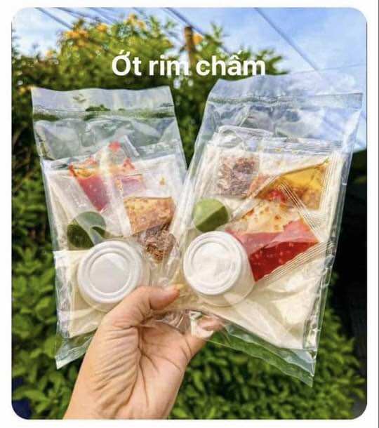 Bánh tráng Dẻo sate muối sặc, bánh tráng vò tỏi phi muối nhuyễn, bánh tráng phơi sương sate hành phi, bánh tráng trộn ớt rim muối nhuyễn, bánh tráng bơ đỏ, bánh tráng trắng bơ, bánh tráng xâu, bánh tráng chấm ớt rim... siêu ngon, siêu cuốn