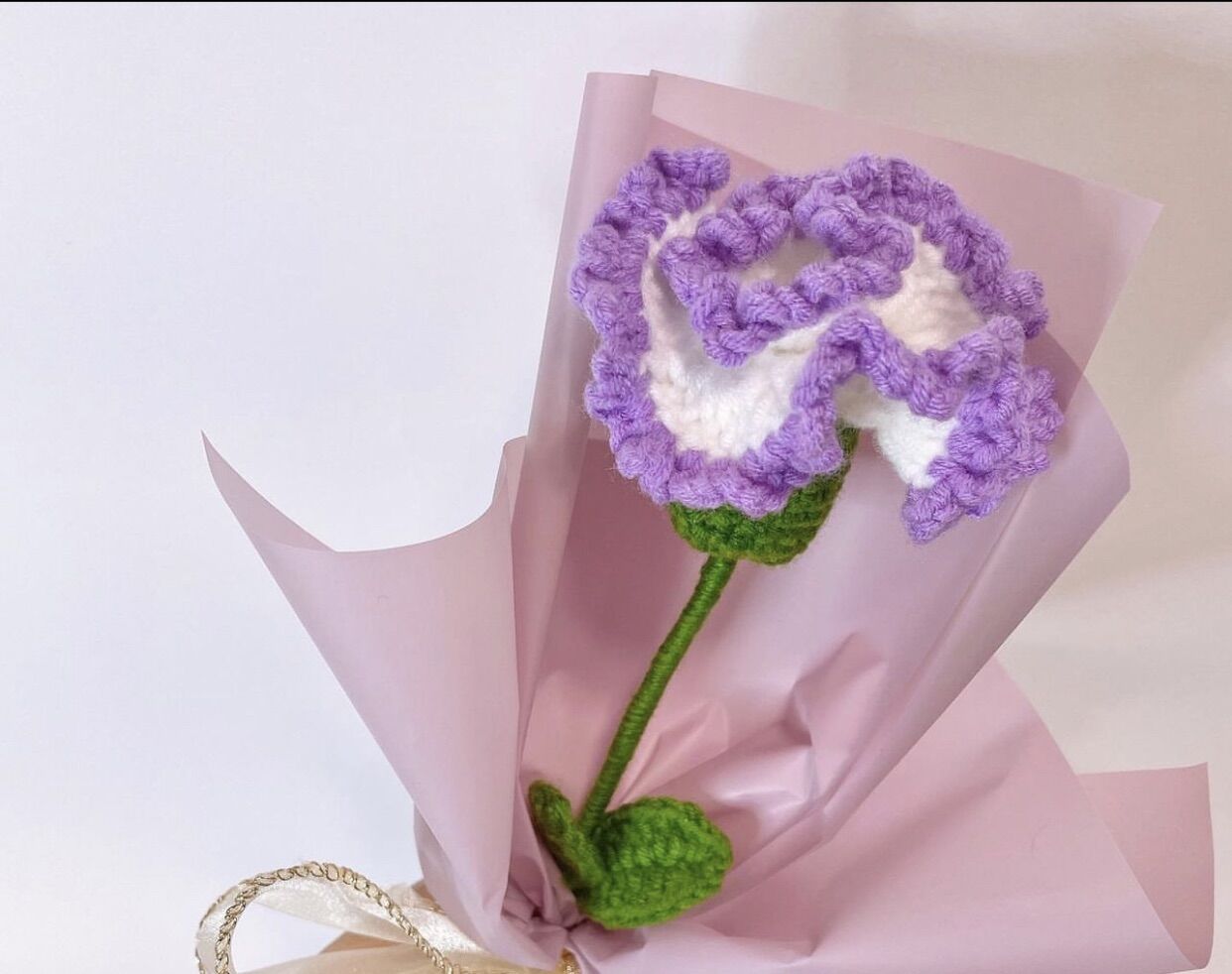 Bó hoa cẩm chướng len móc