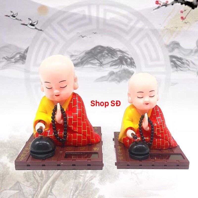 Thầy chùa gõ mõ tụng kinh lớn 13cm - năng lượng mặt trời - 1 thầy ngẫu nhiên