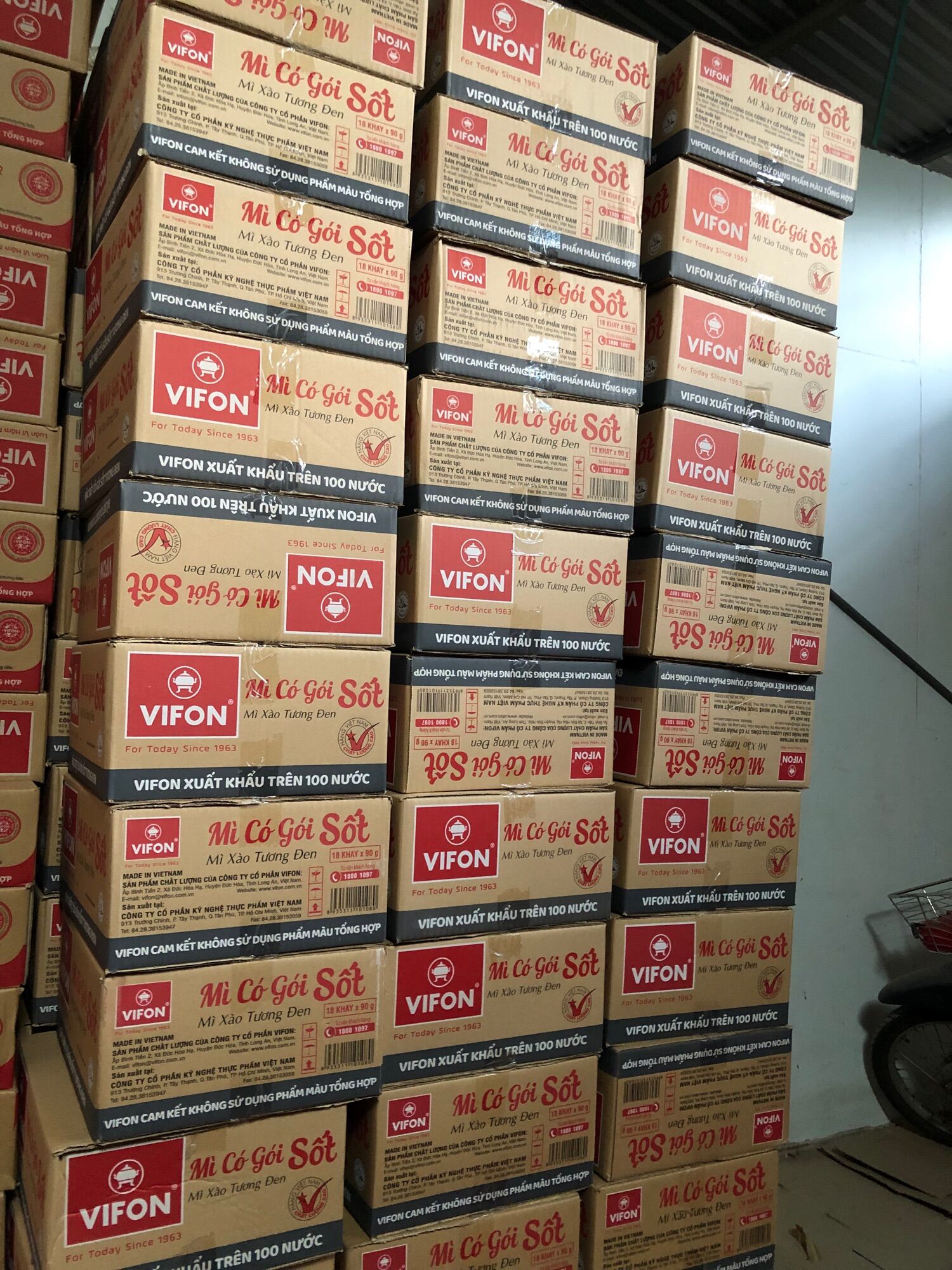 Mì khay tương đen VIFON