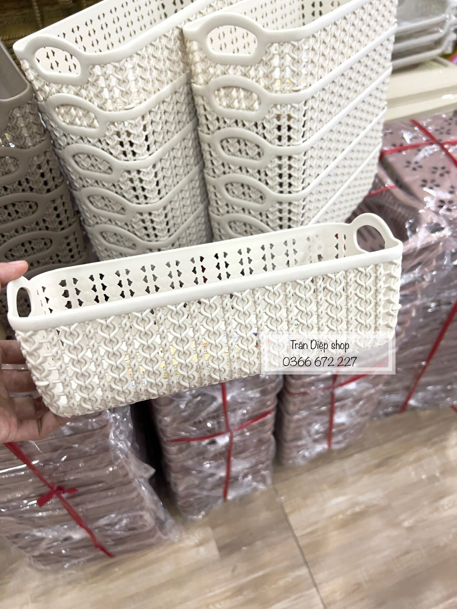 Rổ nhựa đan Hàn Quốc Cạn Nhỏ
