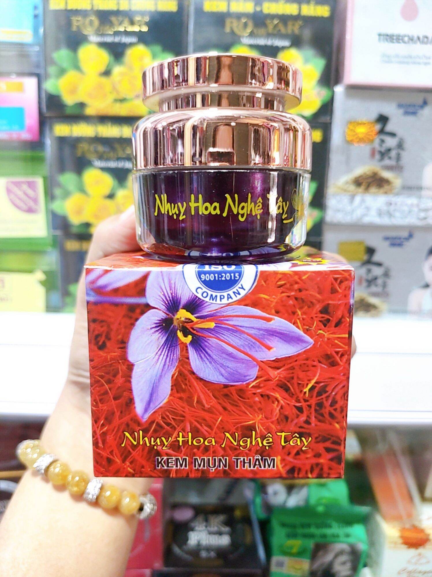 Kem trắng da Nhụy Hoa Nghệ Tây cao cấp giá rẻ