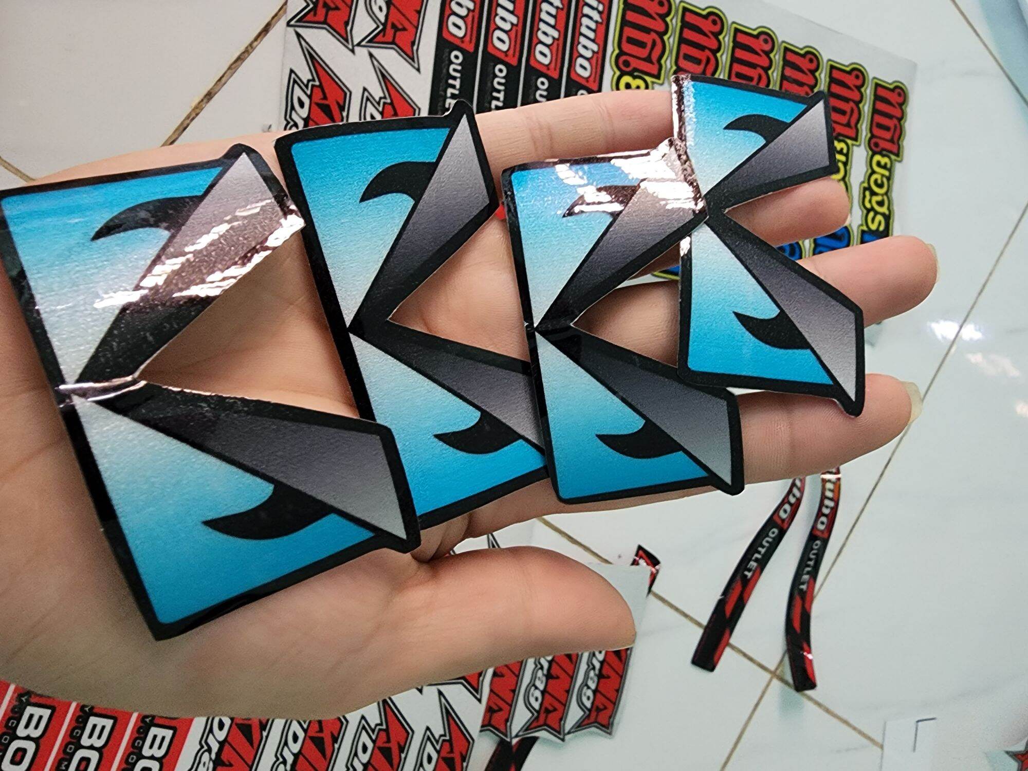 tem logo mắt cú xanh (2 con)