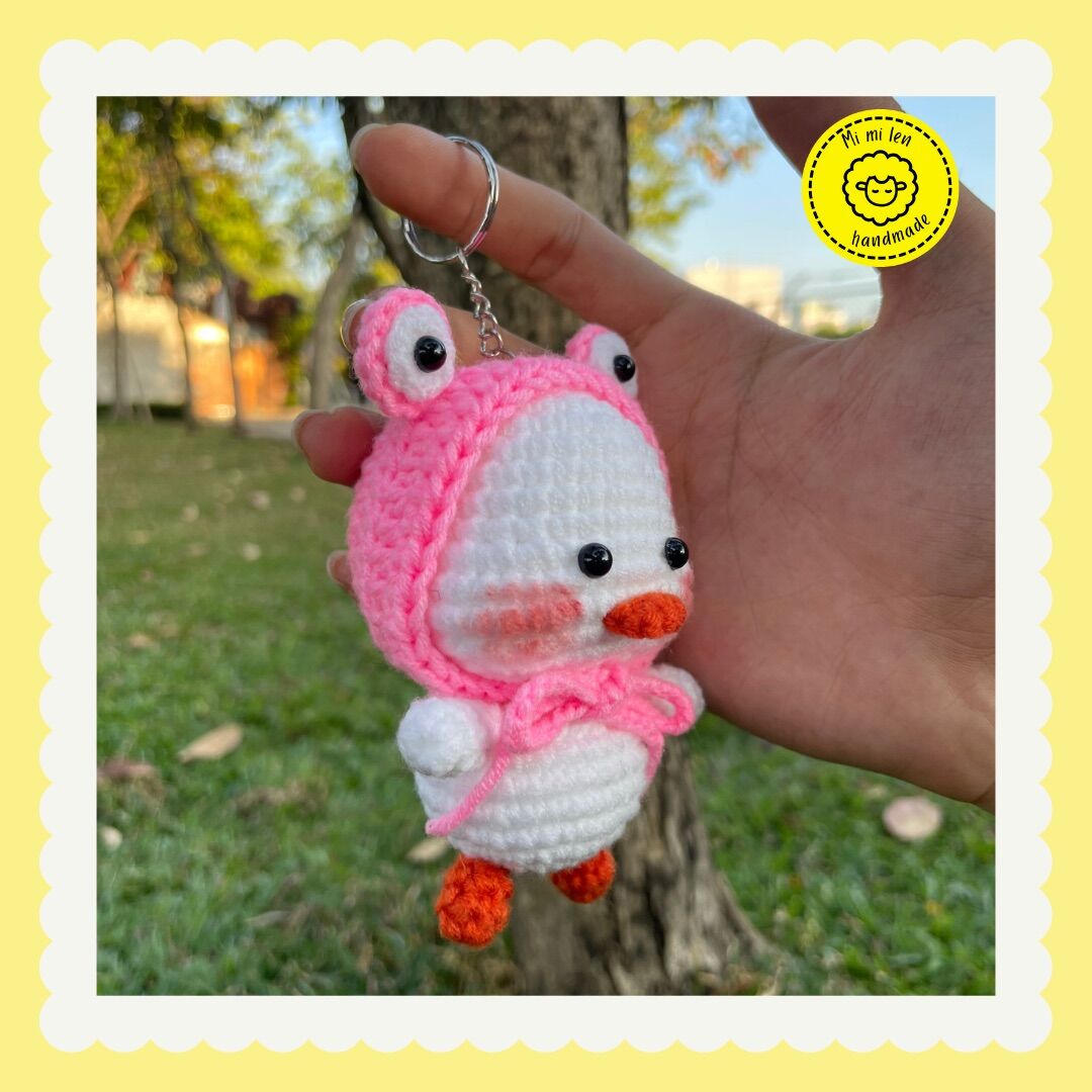 [mimi_len29] Móc khoá bé vịt đội mũ ếch cute đáng yêu