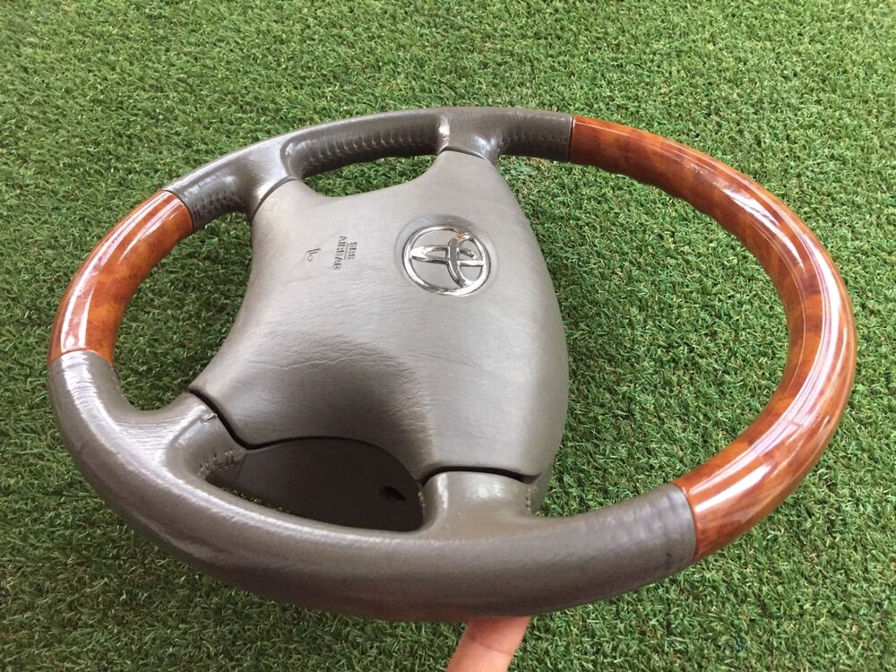 Vô lăng Toyota 4 chấu vân gỗ