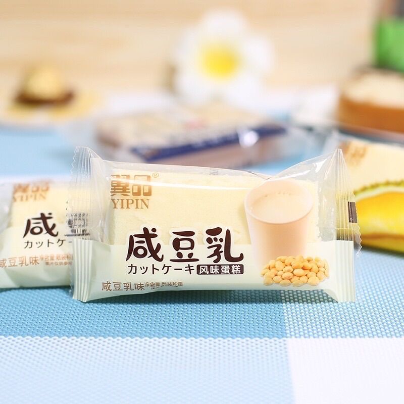 Bánh bông lan kem đậu nành yipin
