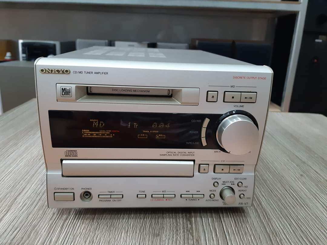 Cục dàn onkyo v7