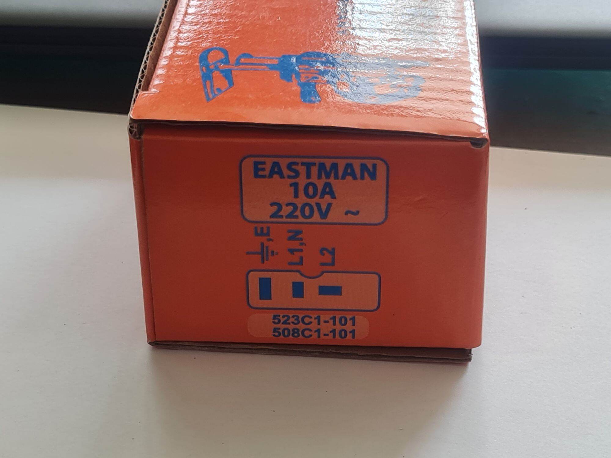 Bộ Ổ Phích Cắm Máy Cắt Vải Đứng EASTMAN