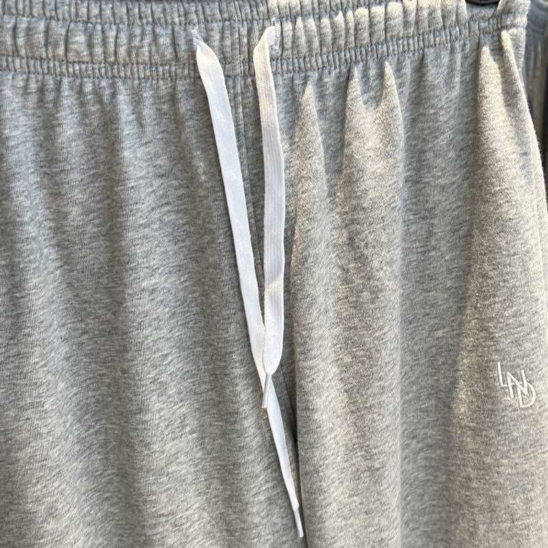 Quần Jogger basic đen xám trắng ống bo Lou Pants Lnd