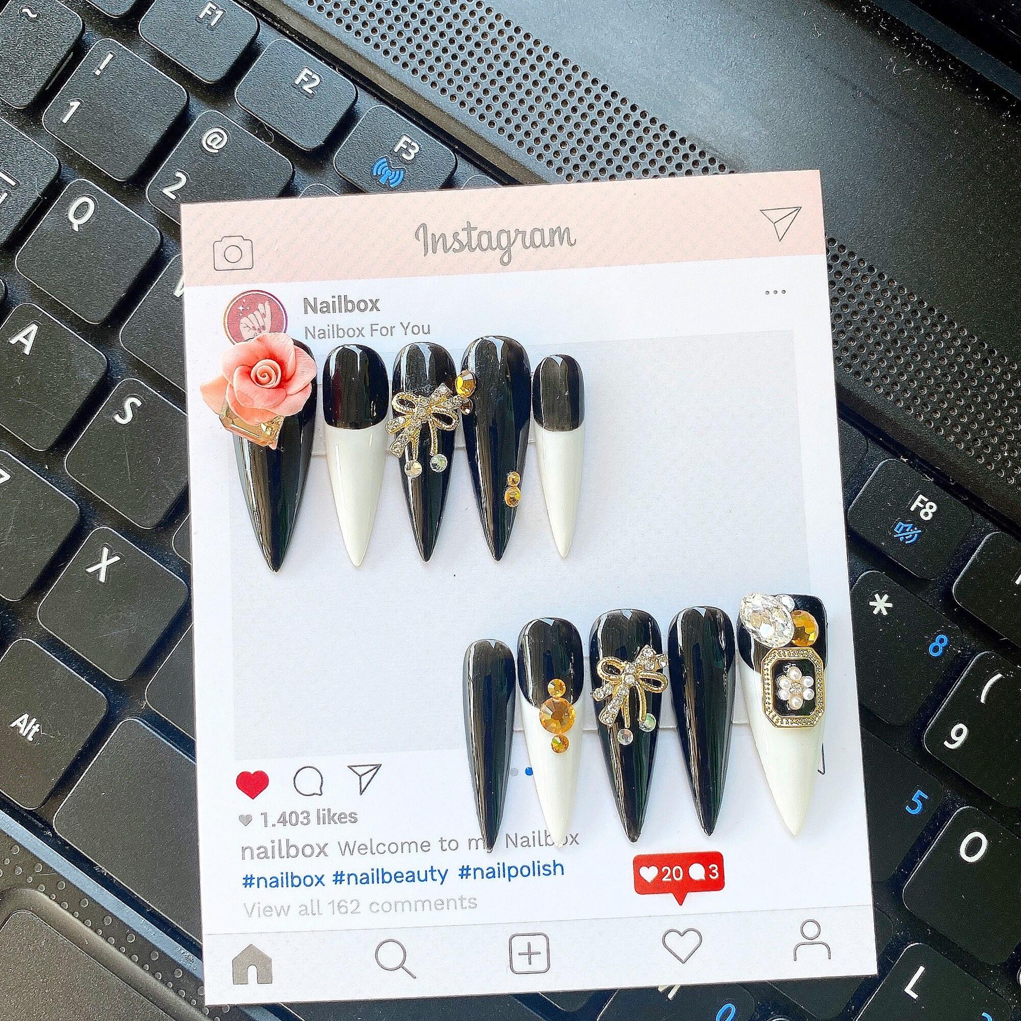 Nailbox mẫu charm