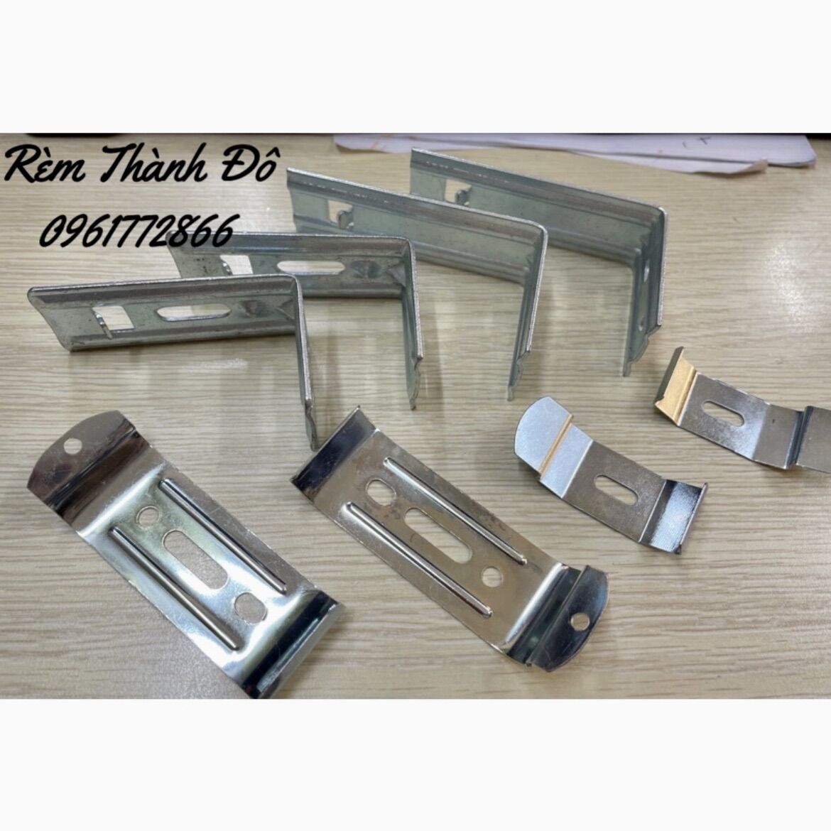 Ke lắp rèm cuốn/ rèm cầu vòng/ rèm lá dọc/phụ kiện rèm