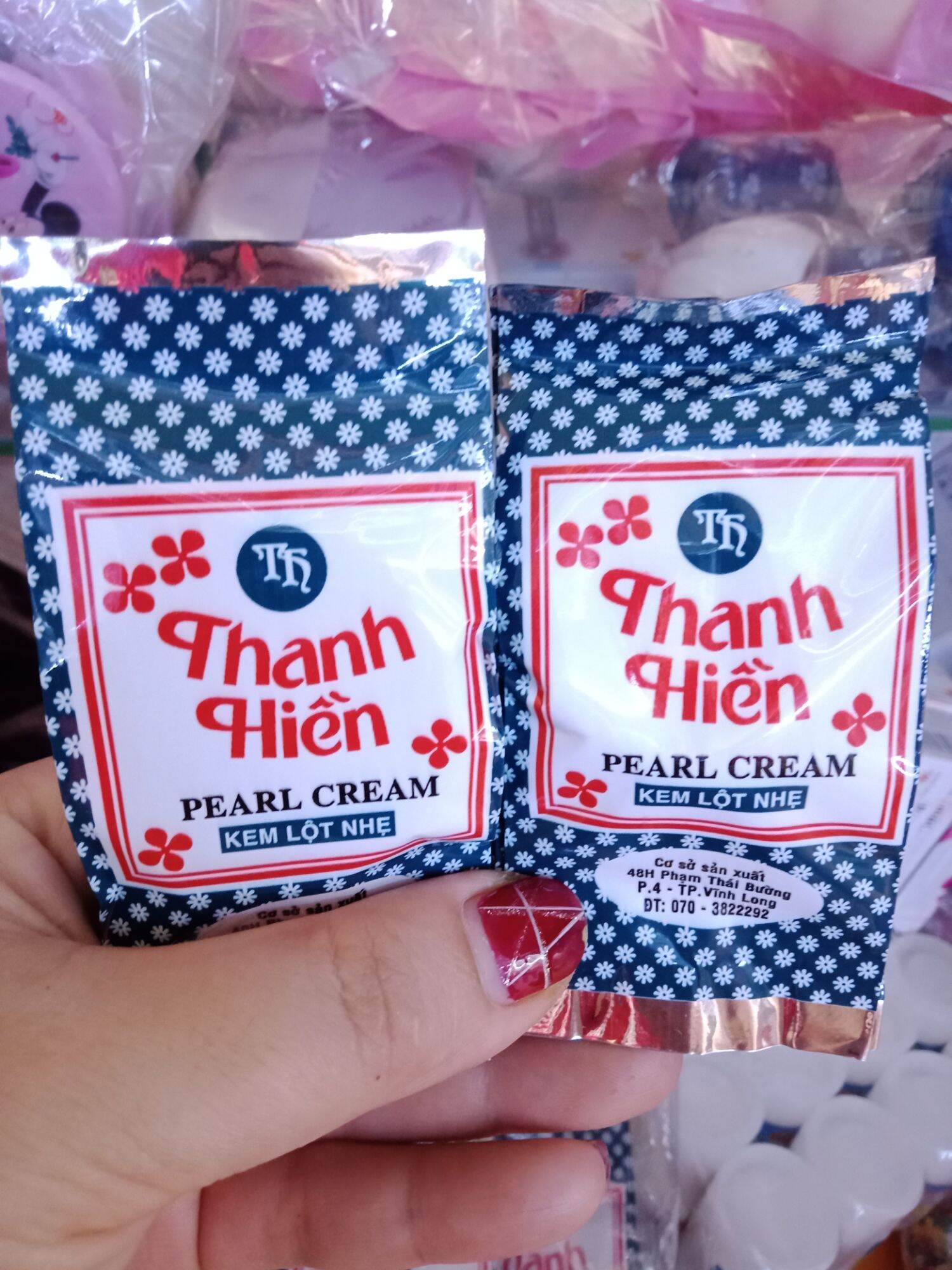 Hai hộp kem thanh hiền