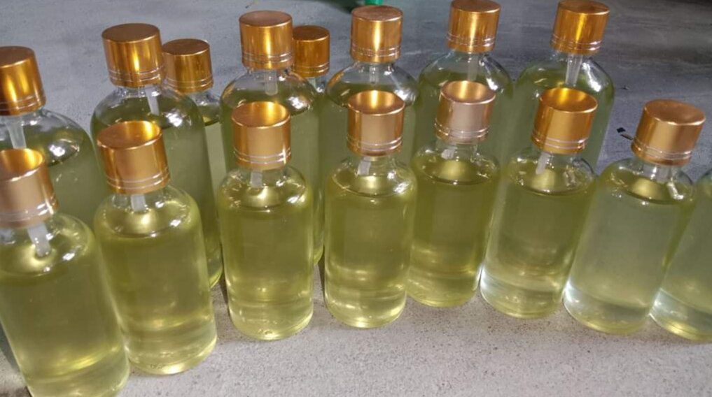 TINH DẦU TRÀM GIÓ NGUYÊN CHẤT