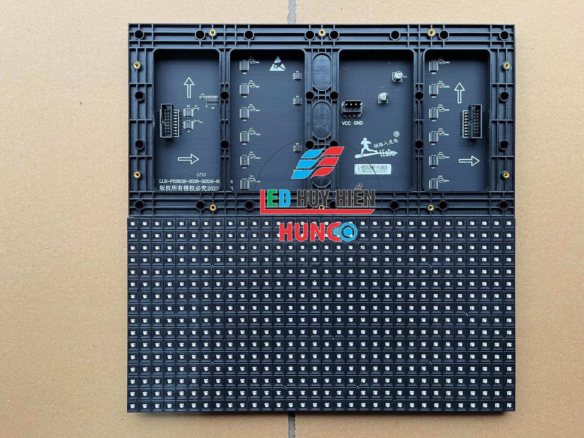Module Led P10 Full màu trong nhà LLR (Led P10 full màu trong nhà LLR) Đủ phụ kiện