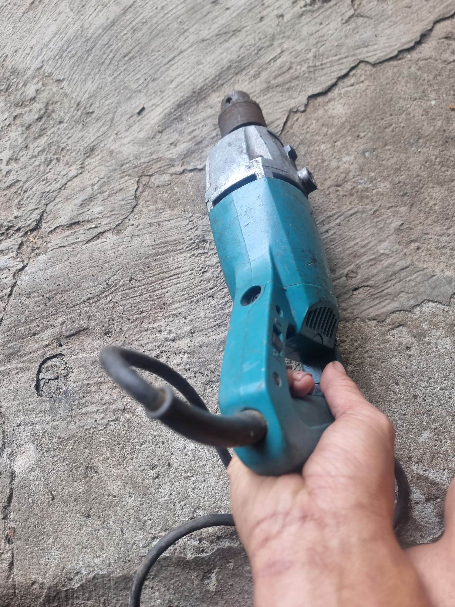 máy khoan 13ly hàng bãi nhật sử dụng điện 100v