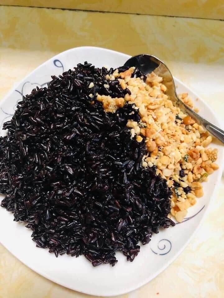 Gạo lứt đen dẻo (Đặc sản Điện Biên thơm ngon)