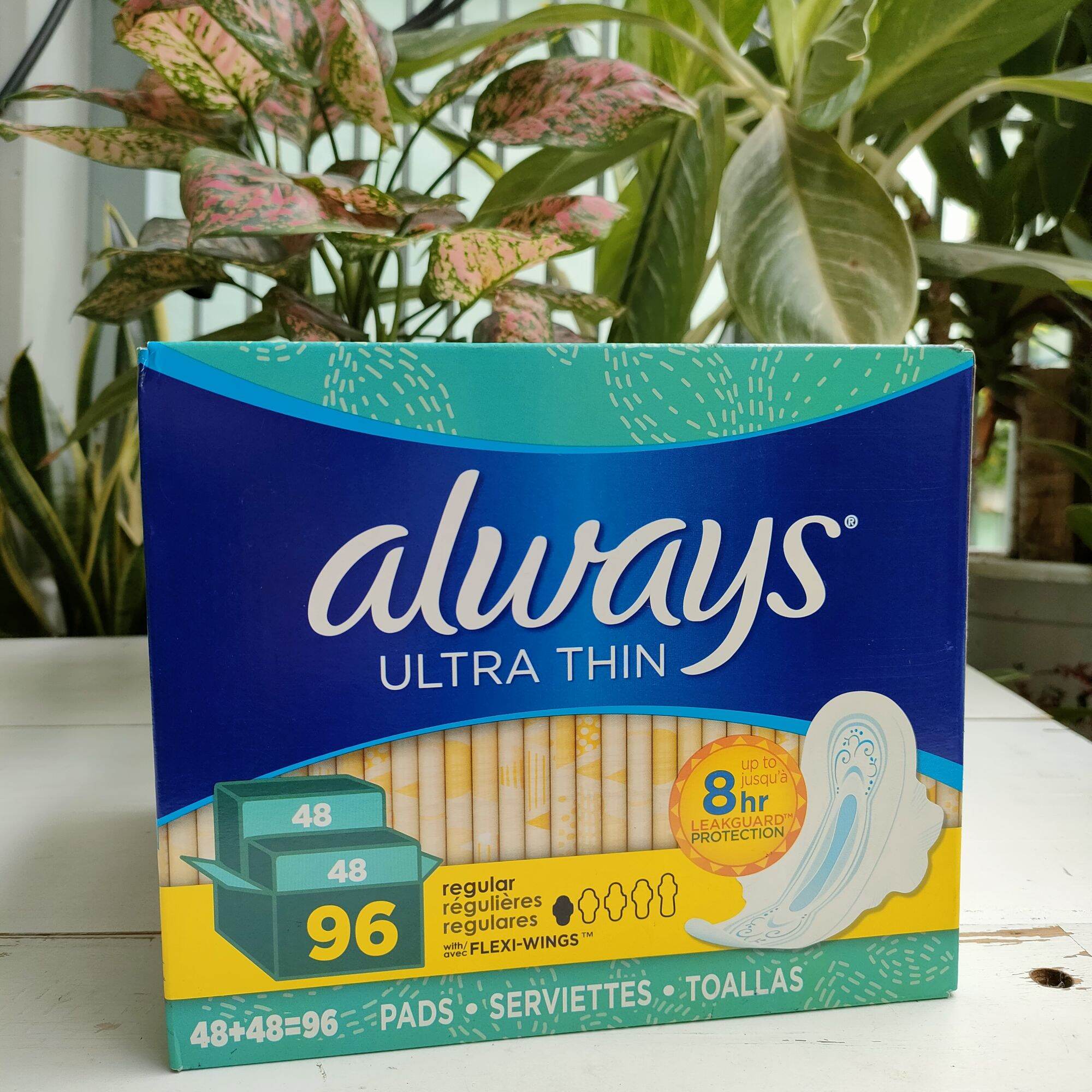 Băng vệ sinh ban ngày siêu mỏng always ultra thin regular 8hr 96 miếng- mỹ