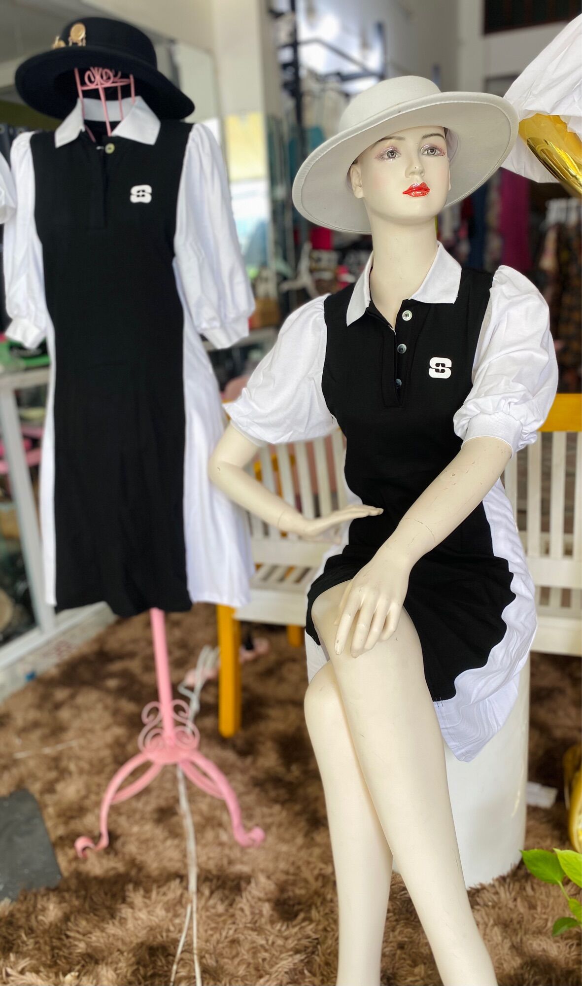 Áo đầm công sở tay phồng QCCC 2 màu đen , trắng hách dáng size s, m ,l