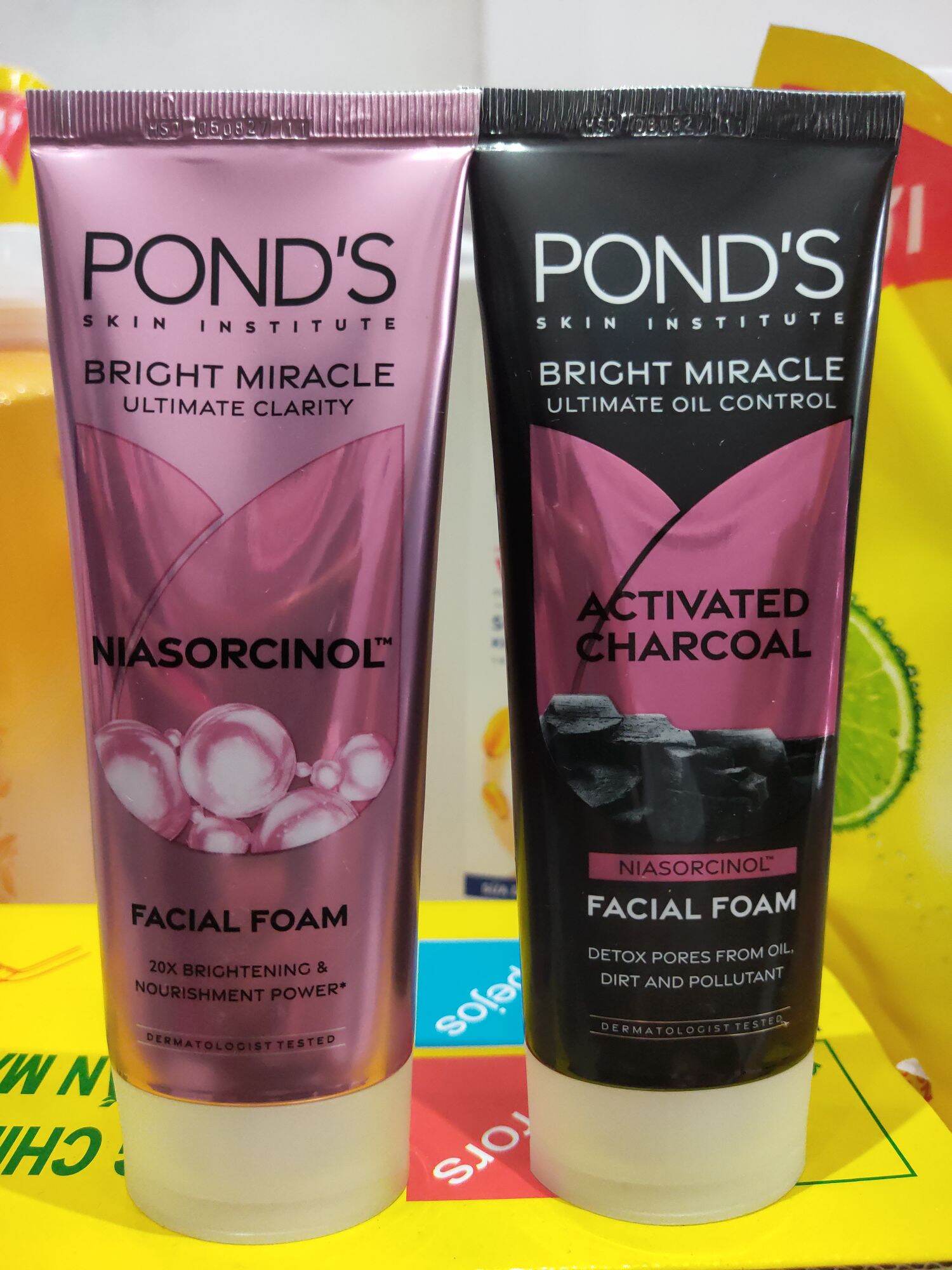 Sữa rửa mặt sáng da pond's Bright Beauty 100g