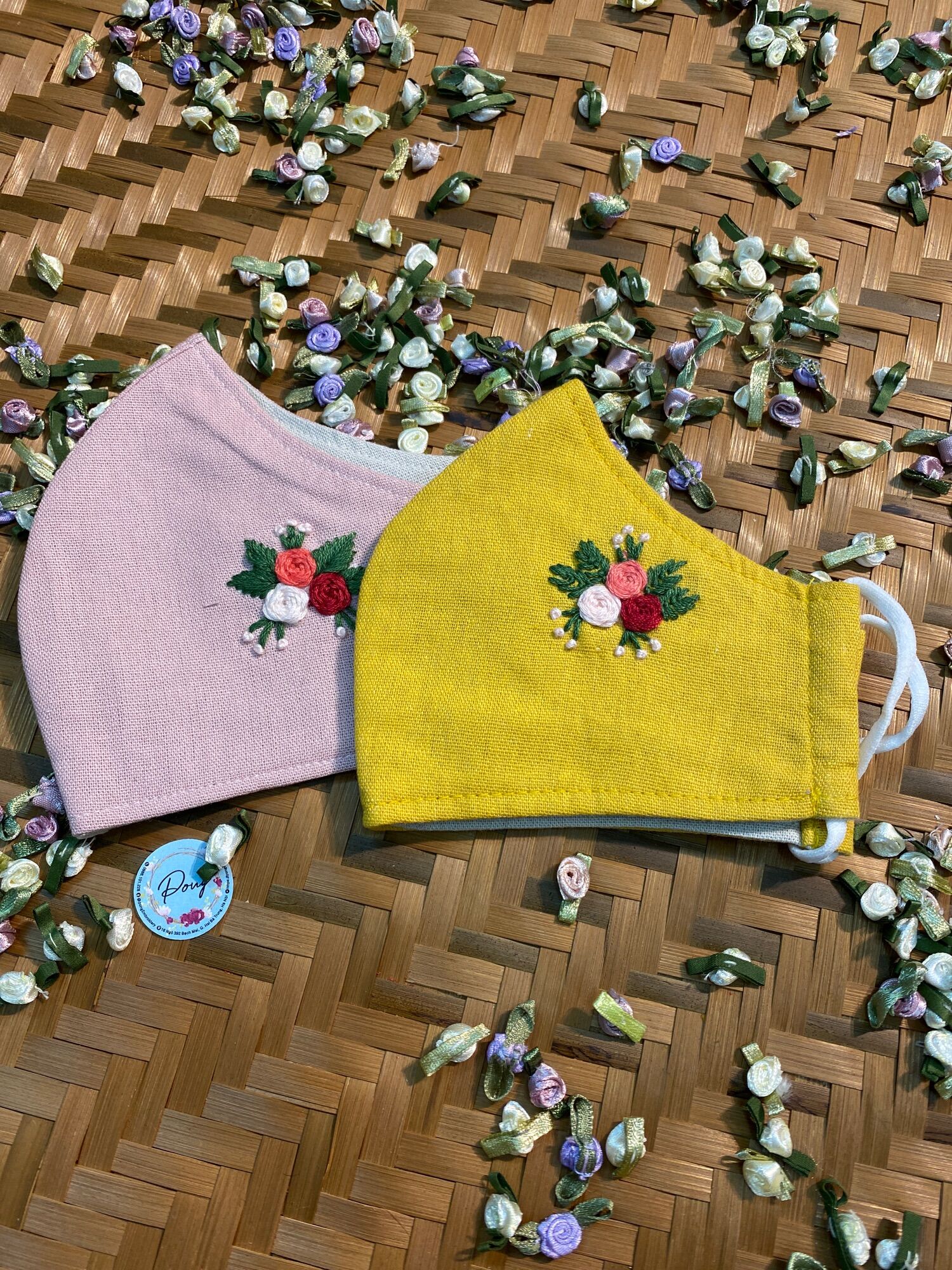 Combo 2 chiến khẩu trang thêu tay vải linen