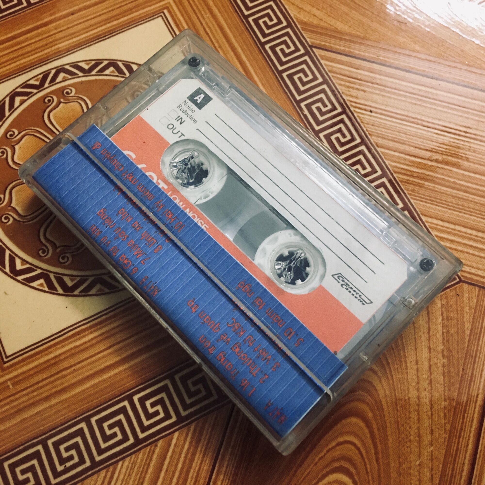 Băng casette Trường Vũ Viết từ KBC