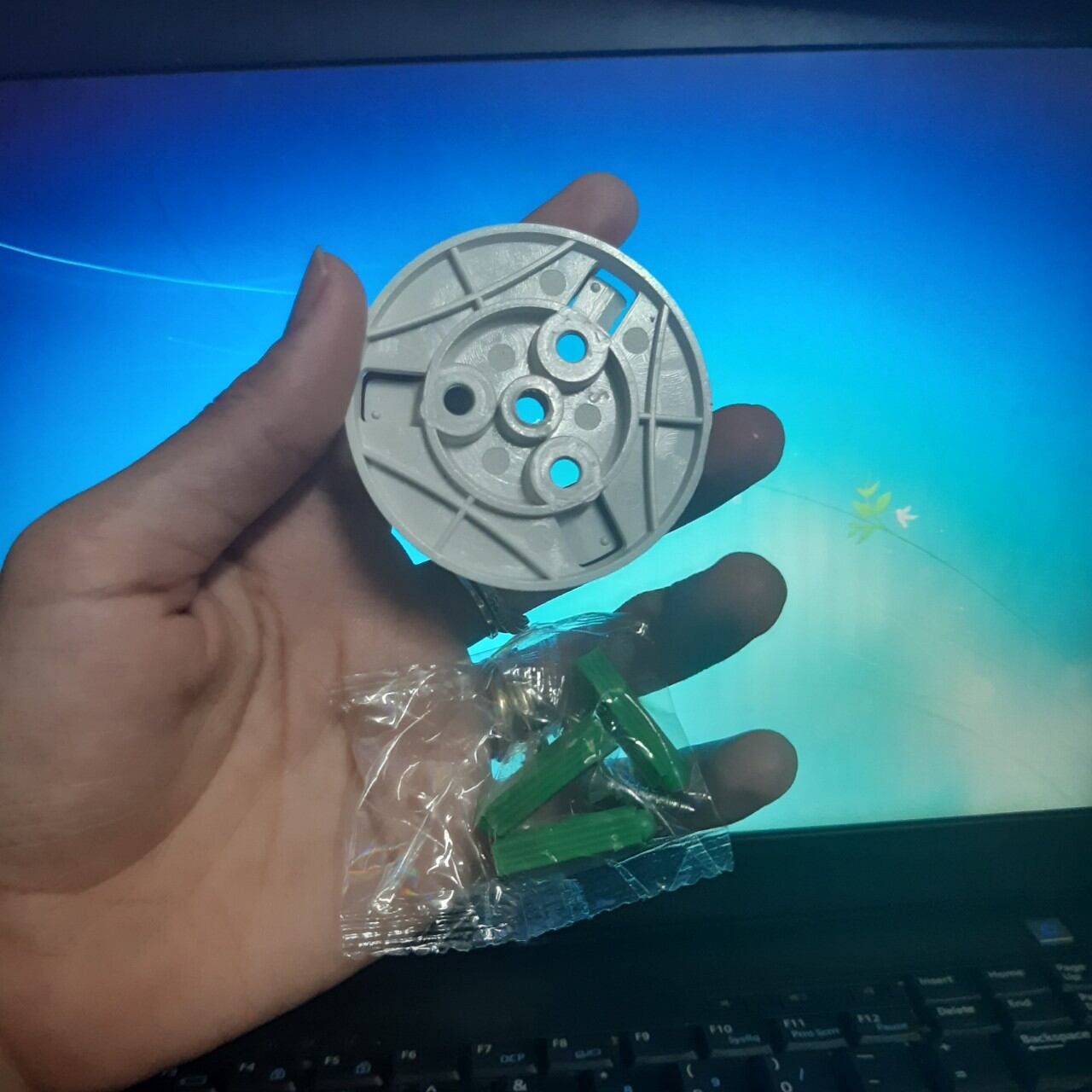 Chân đế camera wifi Ezviz, Hilook.