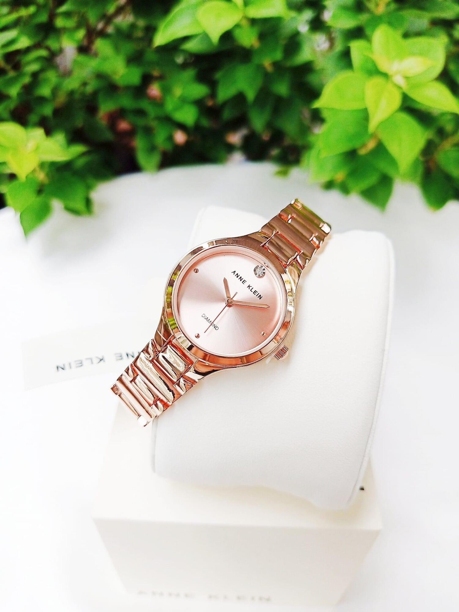 Đồng hồ nữ Anne Klein màu vàng hồng, size 28mm
