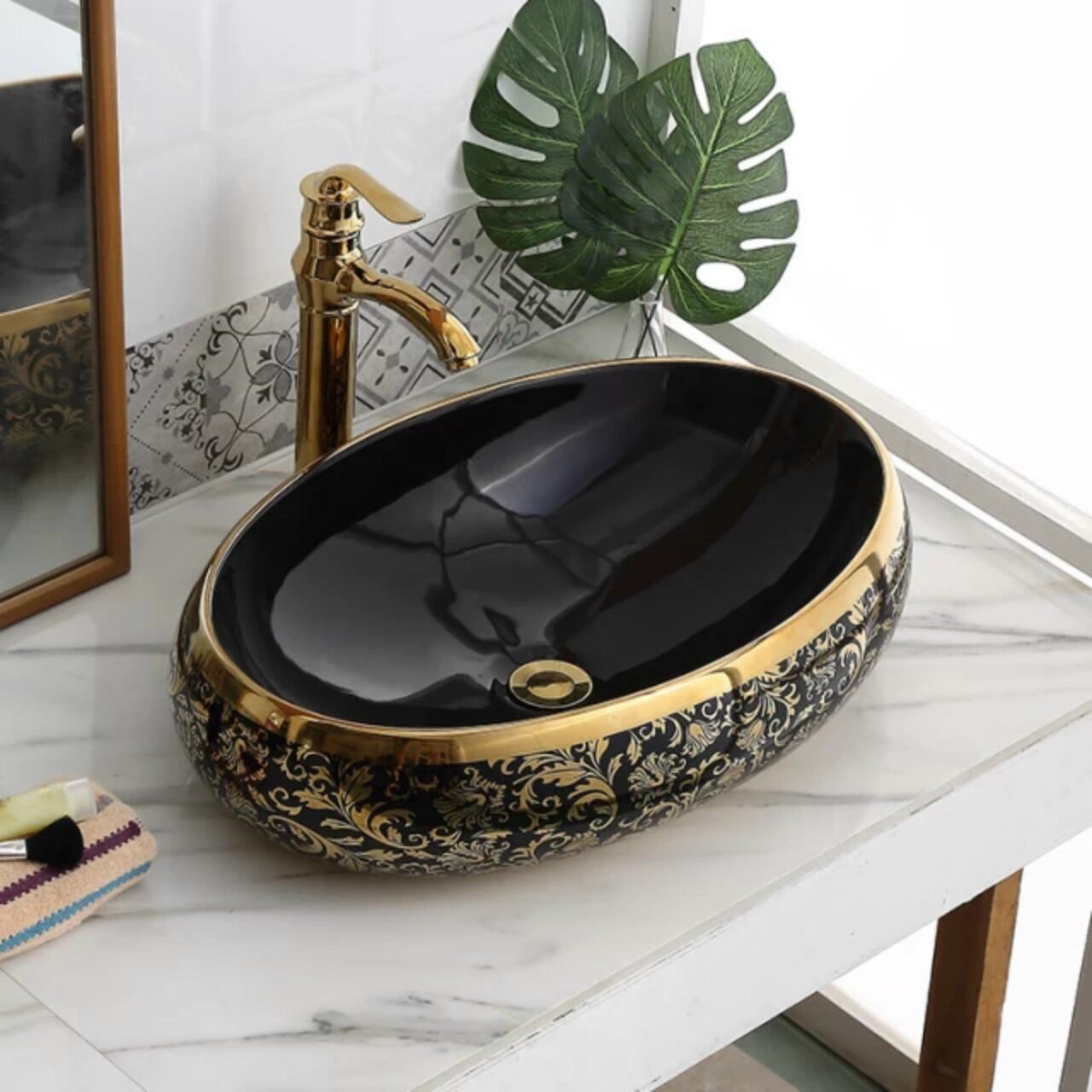 Lavabo rửa mặt họa tiết nghệ thuật. Giá gốc 4100000đ.