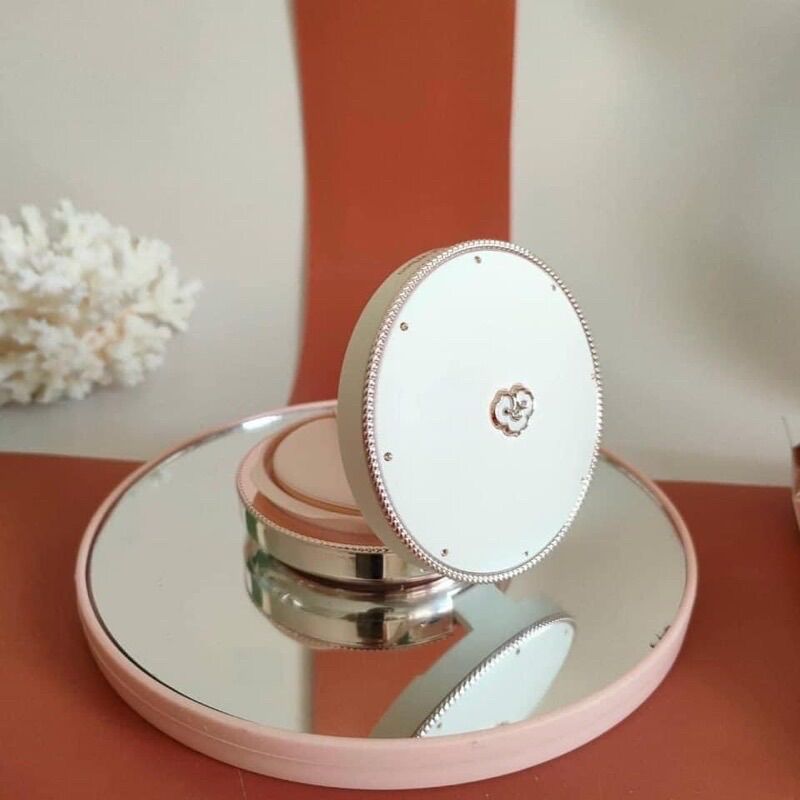 Phấn nước Whoo dưỡng trắng da Radiant White Moisture Cushion Foundation