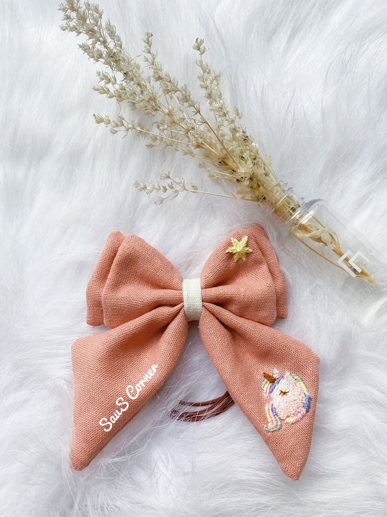 Nơ cột tóc thêu tay handmade