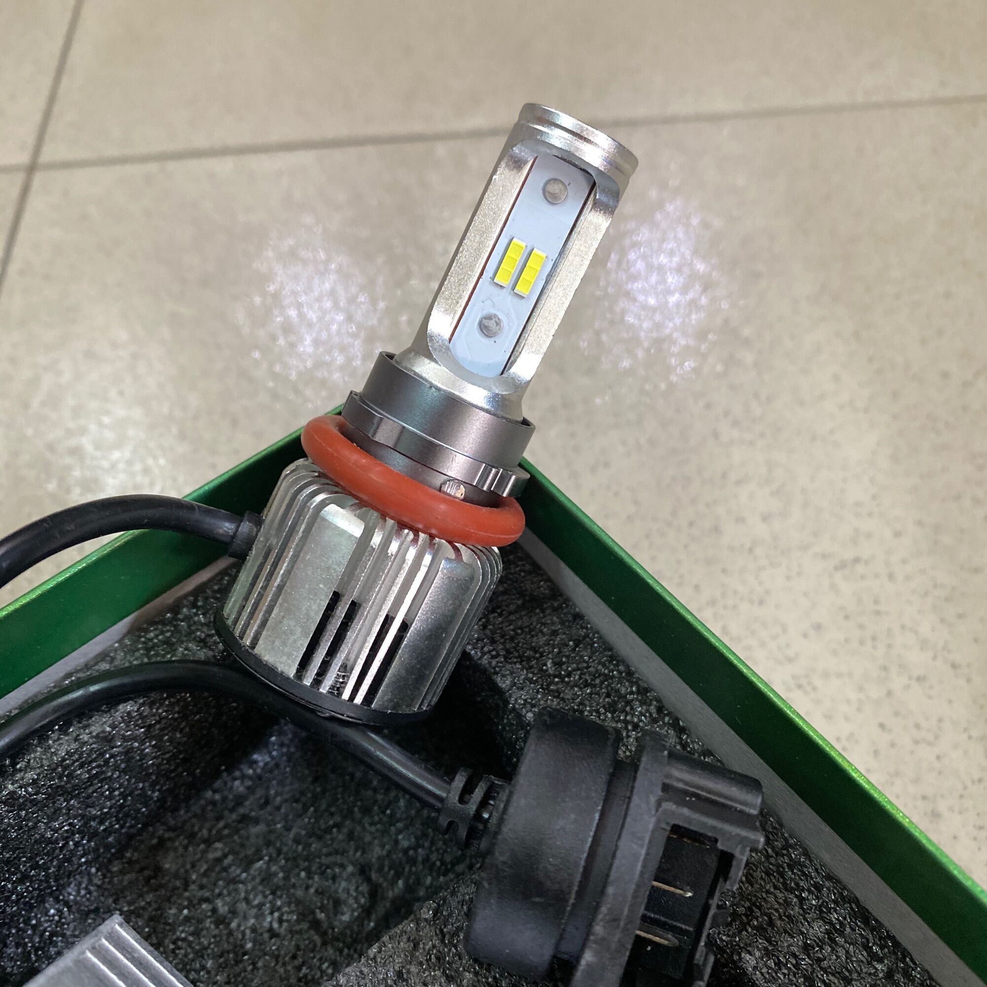 Đèn led hs5 có tản nhiệt quạt gắn xe ab2011-lead110