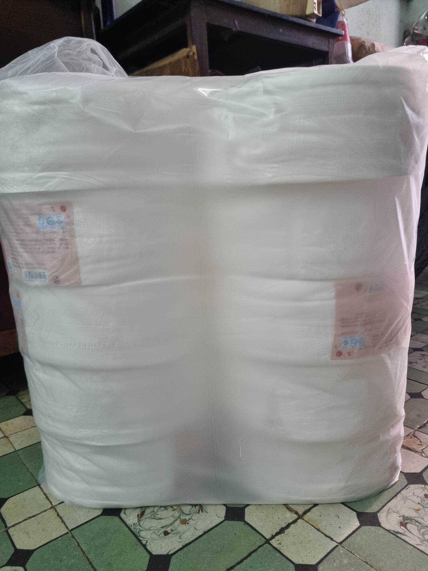 HCM - Miễn phí vẫn chuyển Combo 10 cuộn giấy vệ sinh silkwell 700g