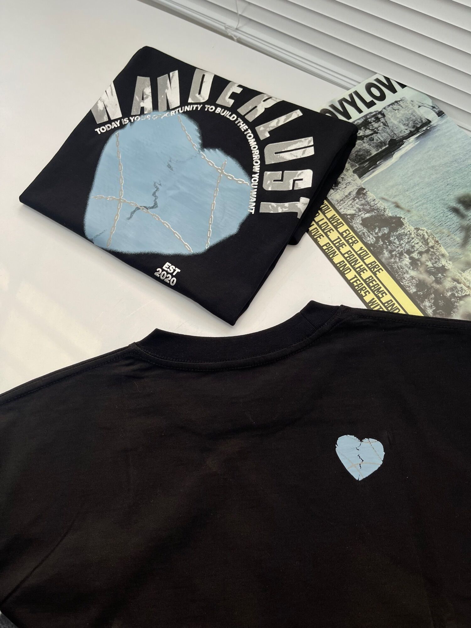 Áo No Break Tee in Denim