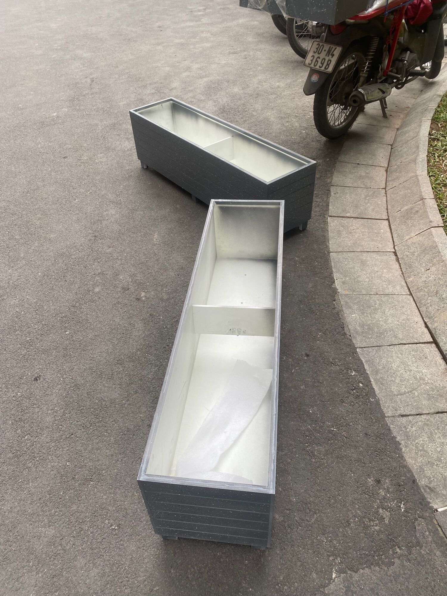 Chậu hoa composite 100x30x30