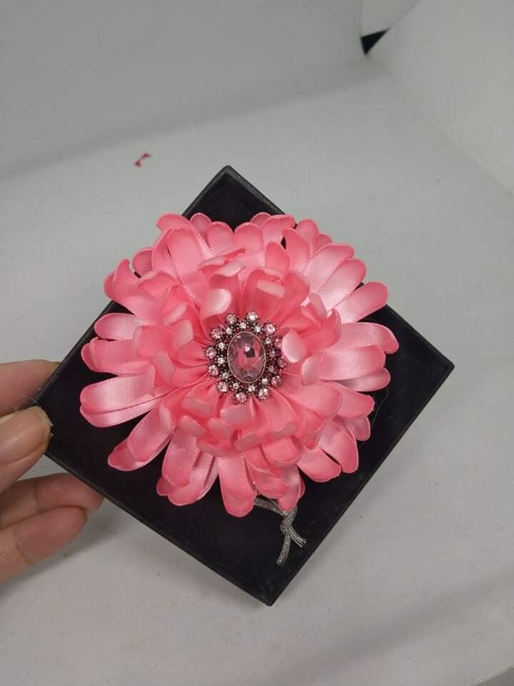 Cài Áo Nhuỵ Đá Handmade