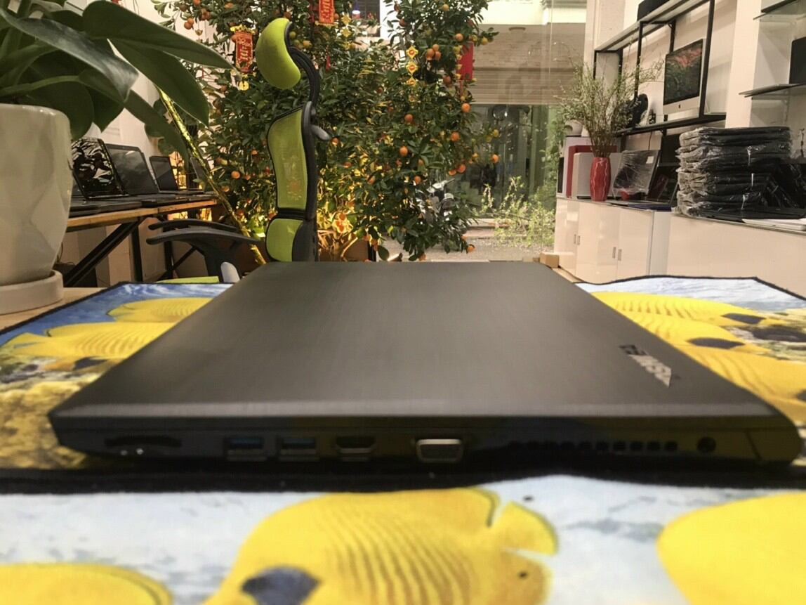 Toshiba R75\B