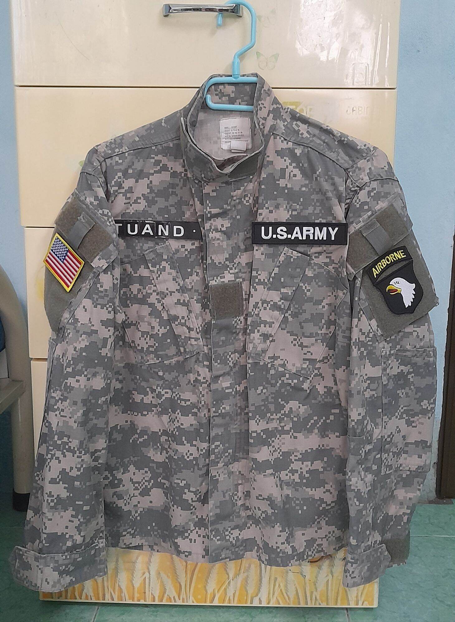 Áo acu lính mỹ