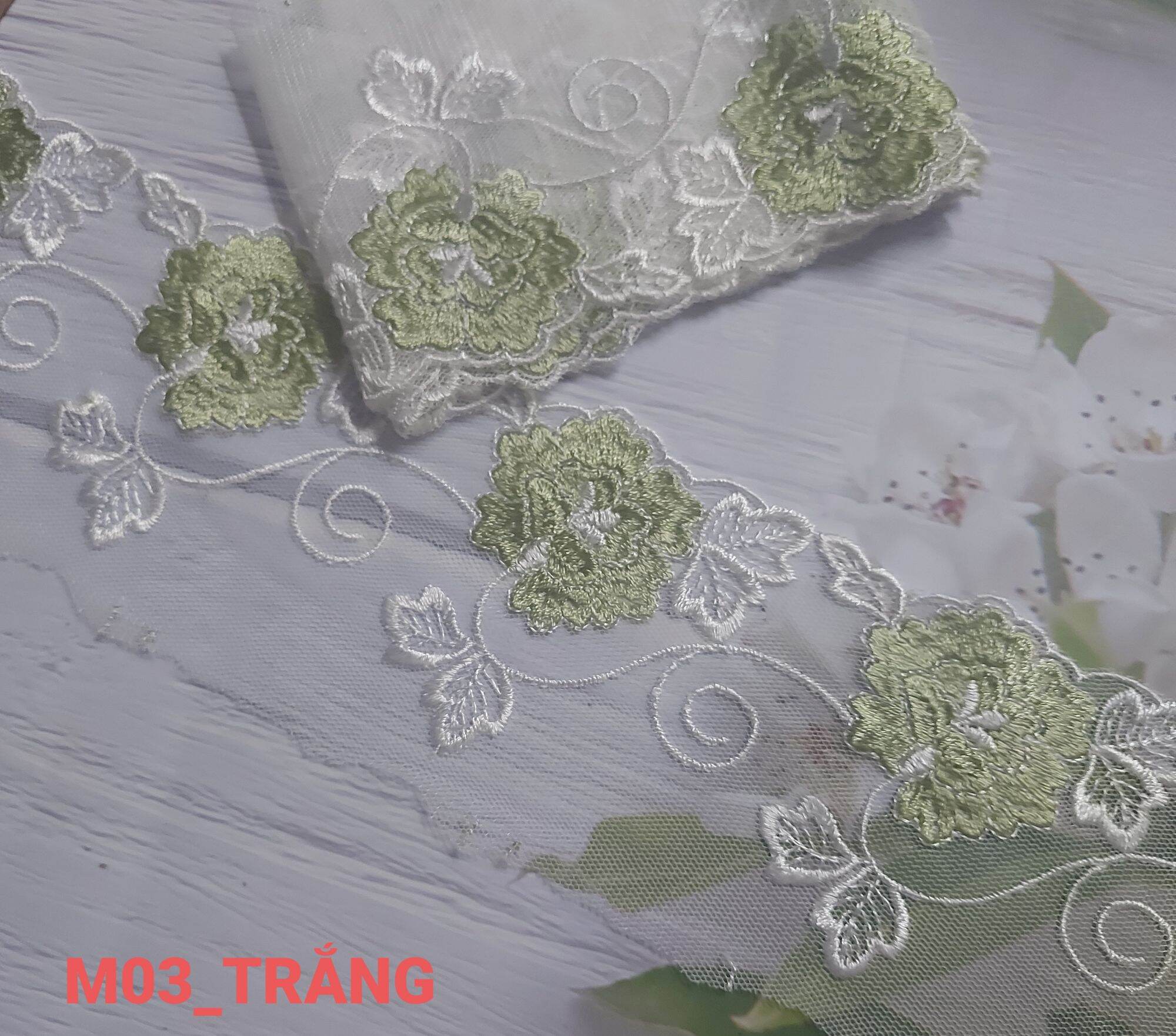 Ren lưới tấm thêu chân , bản rộng 9cm