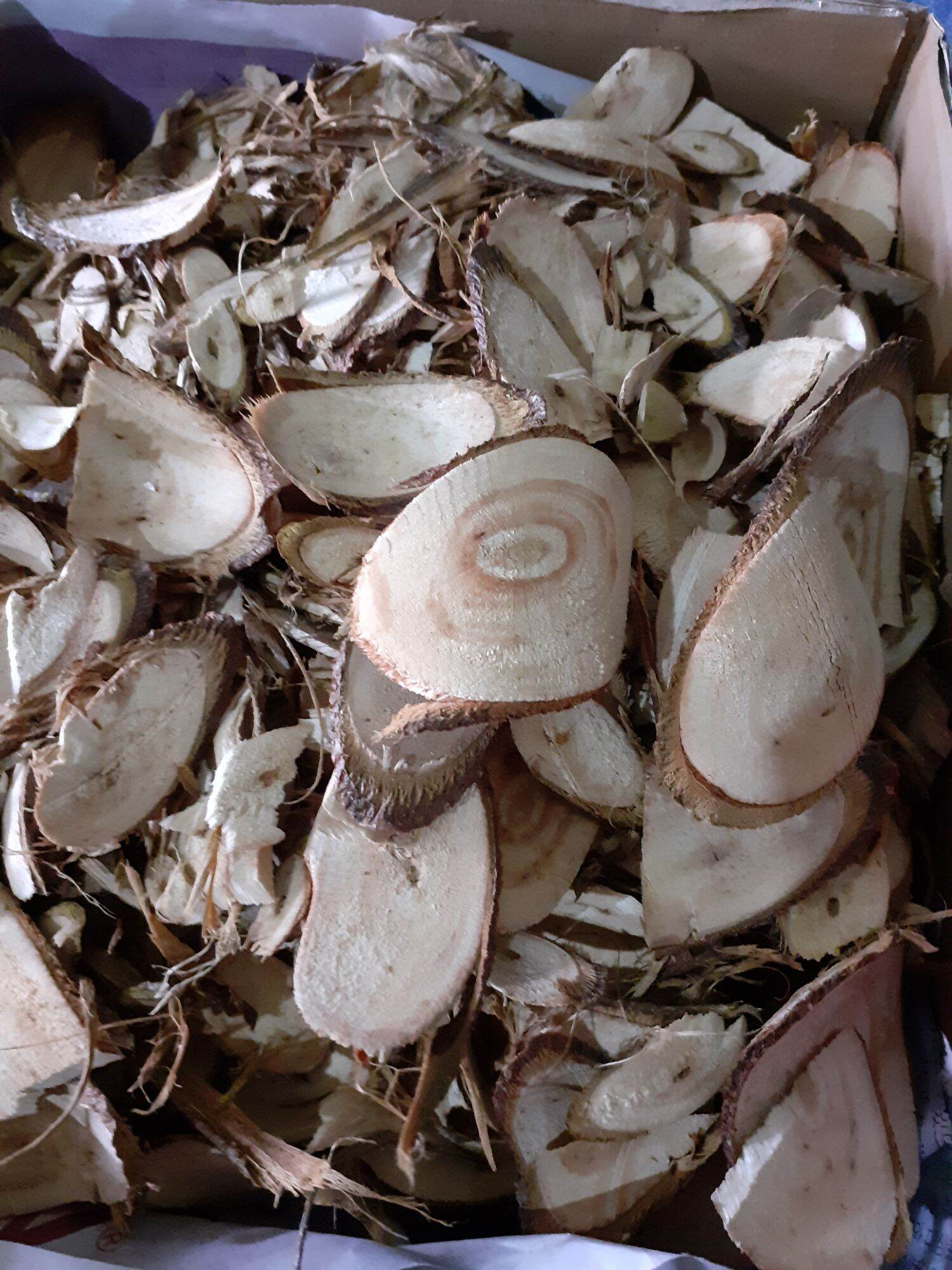 thân cây bình bát ,sạch sẽ, thơm ngon,1kg khô