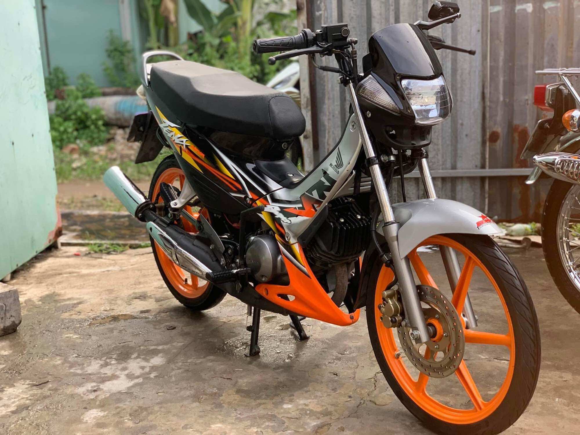 Pha đèn / choá trước Nova Tena, Nice đời 98-2002 Thailand