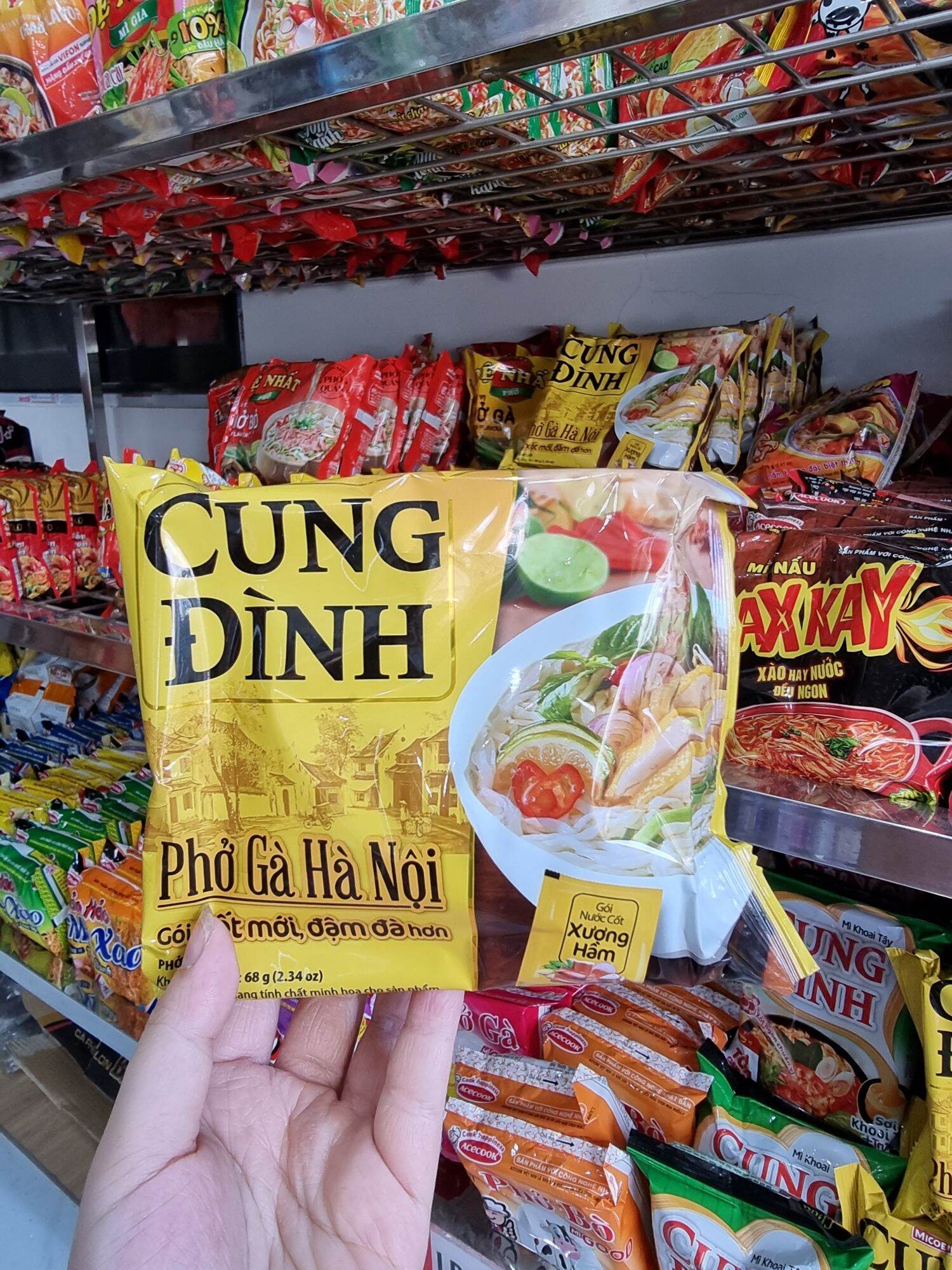 Thùng 30 gói phở gà Cung Đình