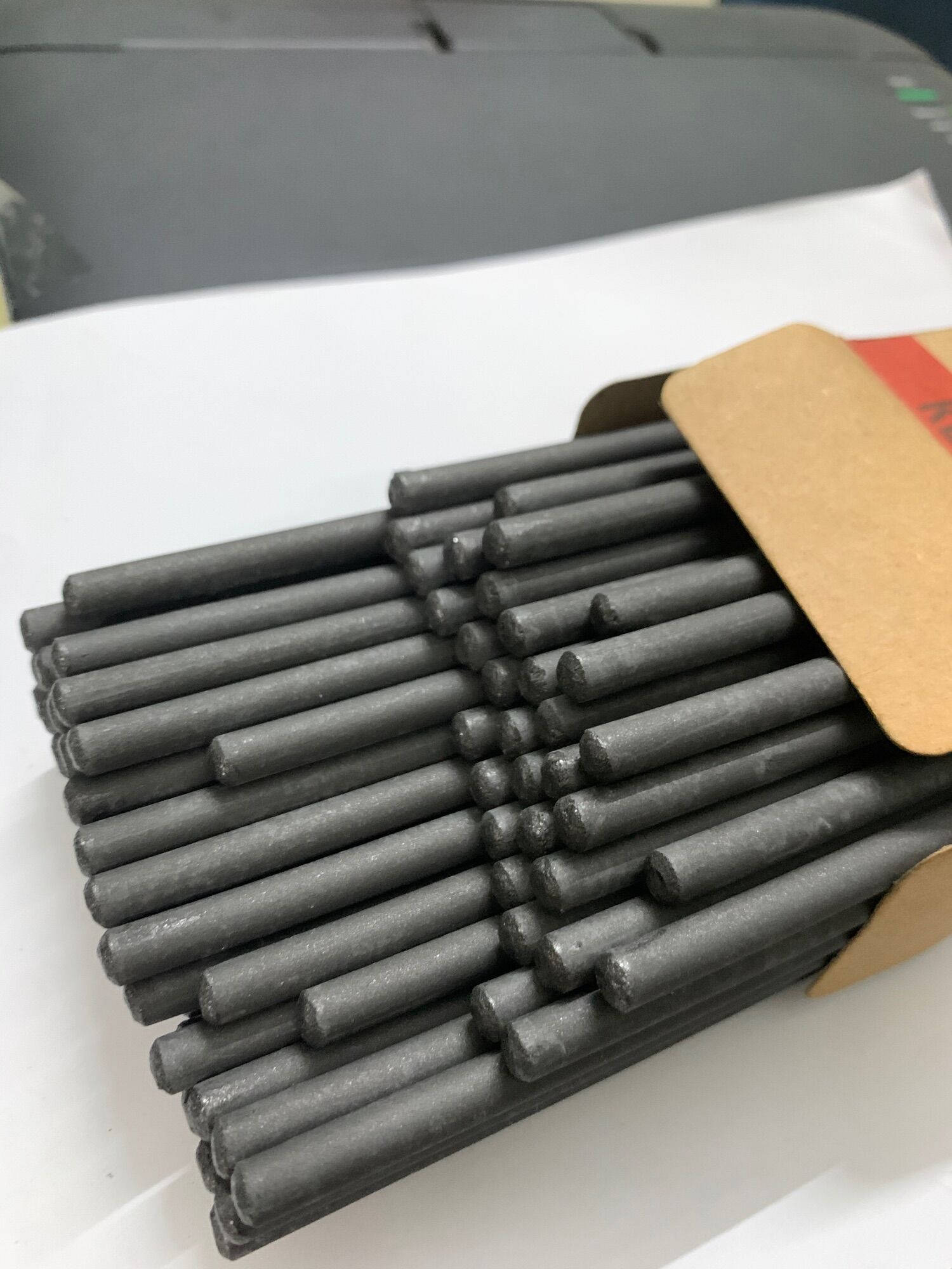 ( 10 que )que hàn đắp chống mài mòn DMn-500