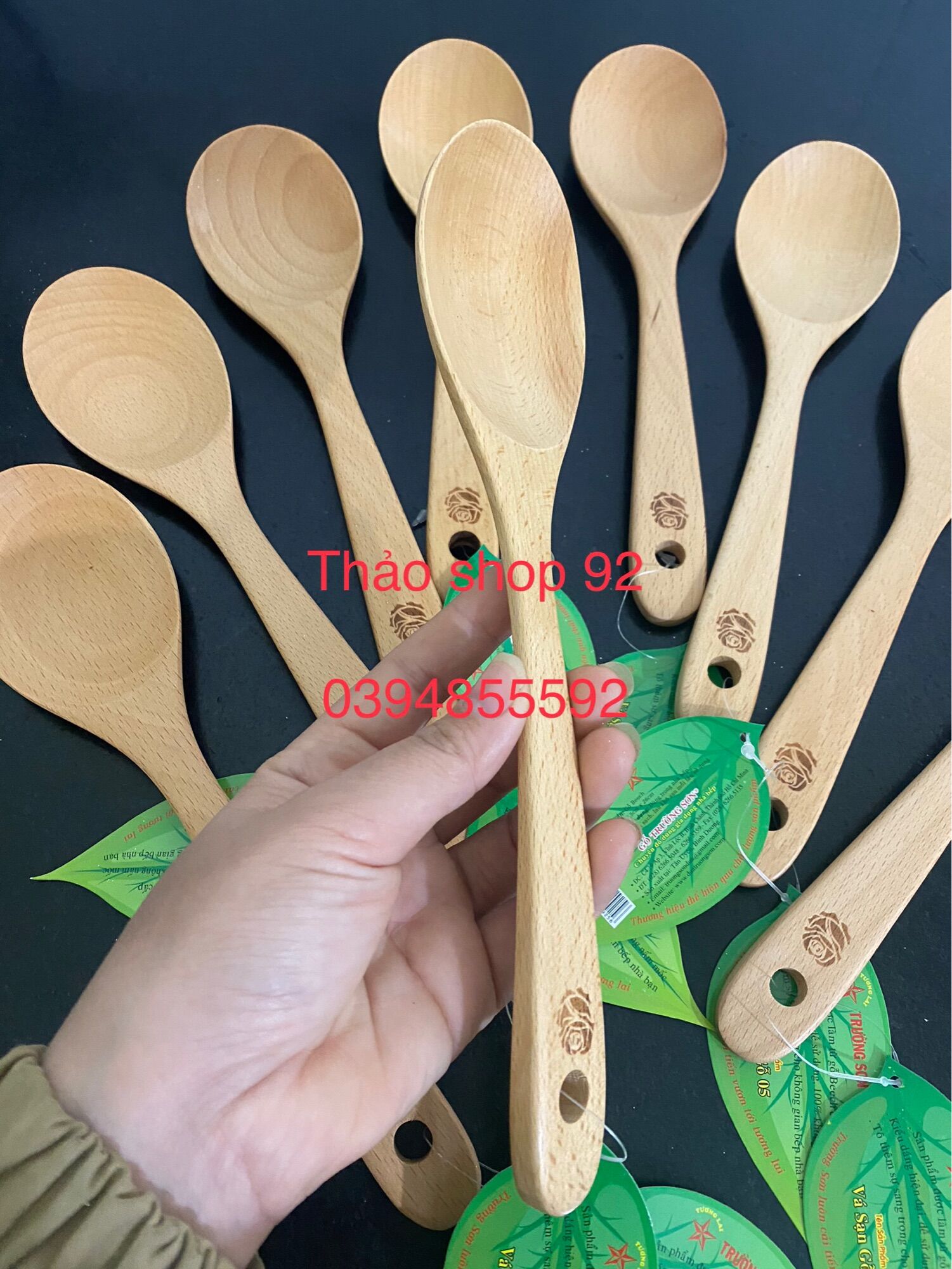 Muôi xới cơm cán dài gỗ trường Sơn