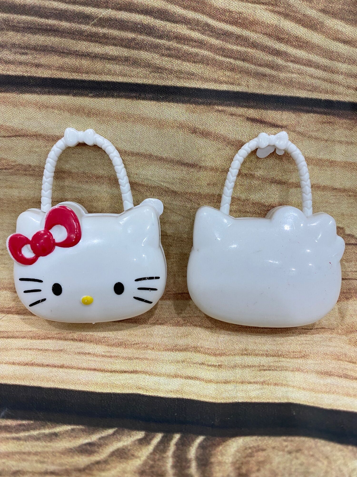 [HCM]Túi xách Kitty cho búp bê (tuỳ chọn trắng hoặc hồng)