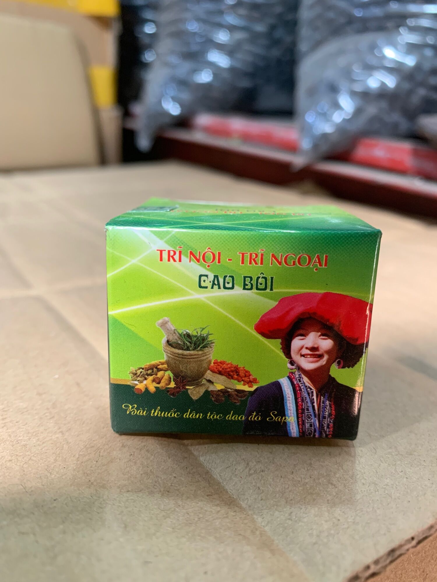 Cao bôi trĩ , trĩ nội trĩ ngoại của người dân tộc Dao Đỏ